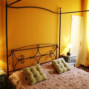 Le Clos Tolosan Couette-café